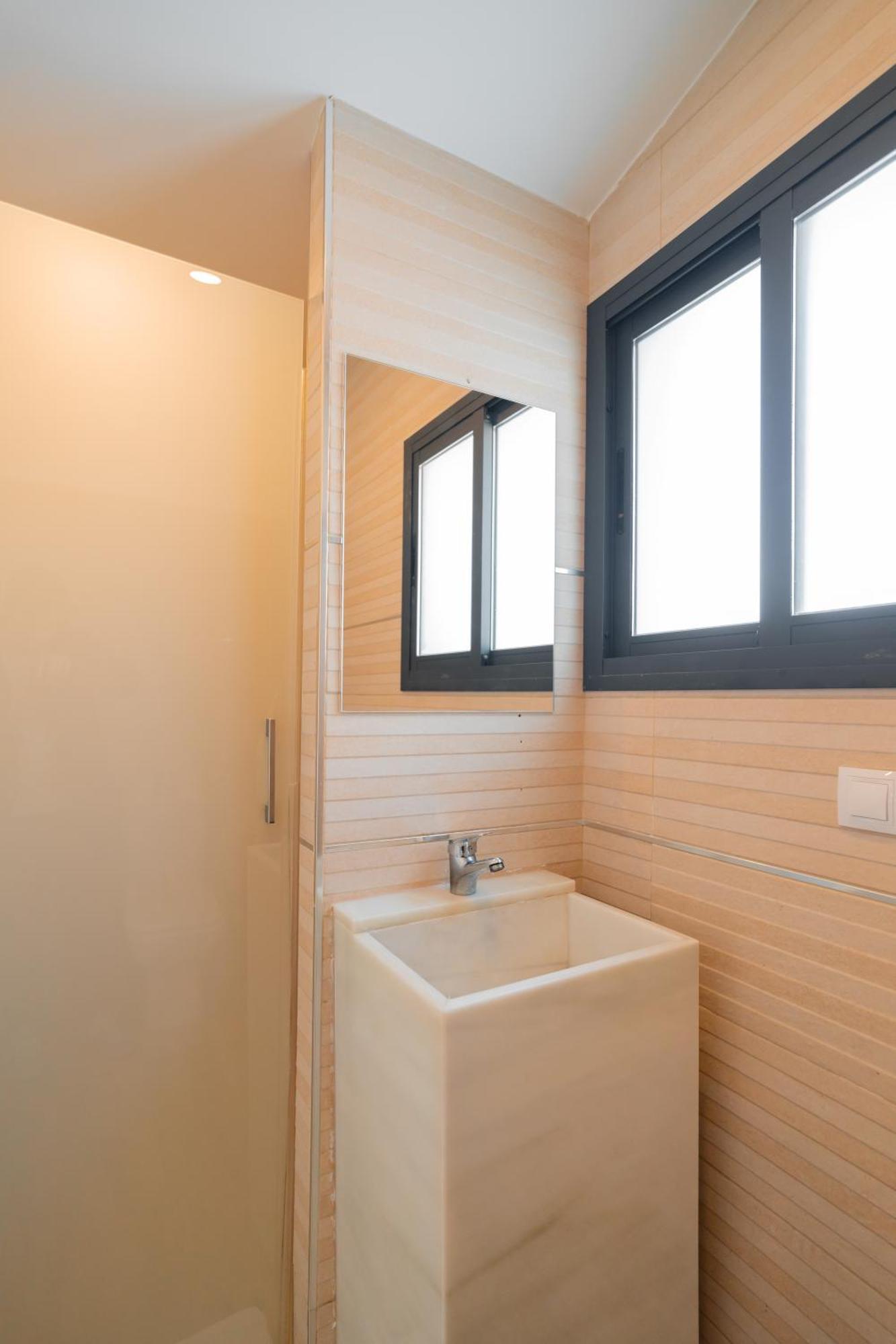 Center Suites San Eloy Σεβίλλη Εξωτερικό φωτογραφία